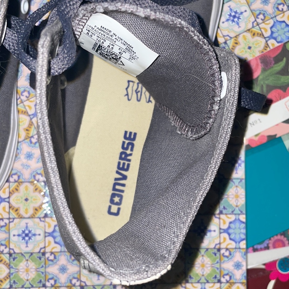 Converse - Picture 7 of 11